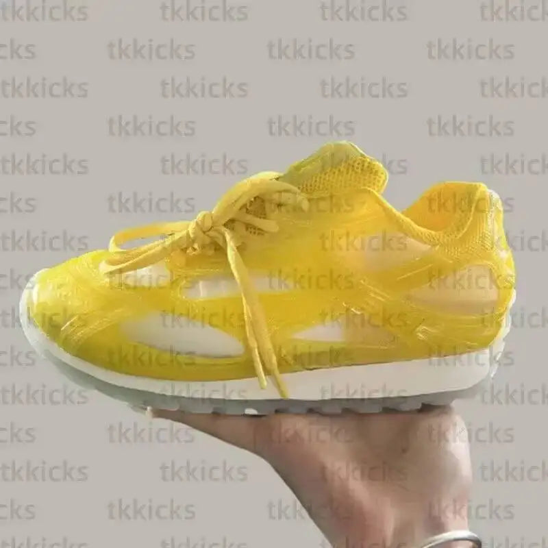 Leather Mesh Running Sneakers For Women And Men Athletic Trainers