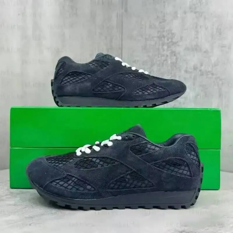 Leather Mesh Running Sneakers For Women And Men Athletic Trainers