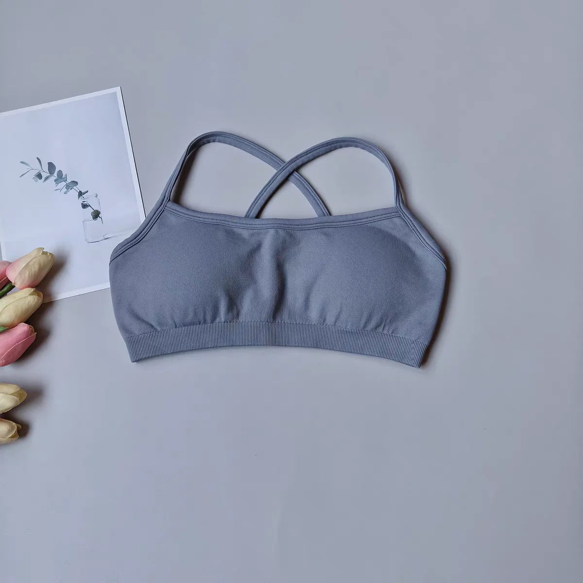 Seamless Women Racerback Yoga Sports Bra for Fitness and Running