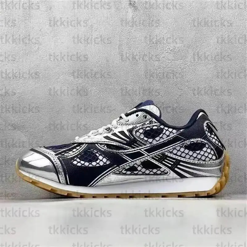 Leather Mesh Running Sneakers For Women And Men Athletic Trainers