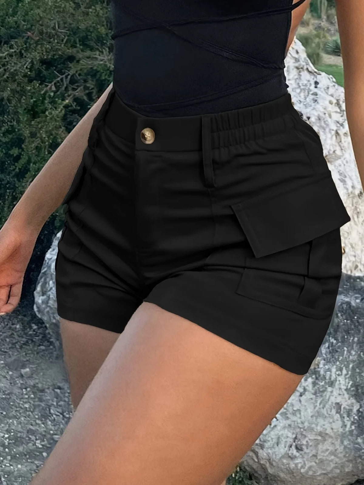 Women's High Waist Cargo Shorts With Button Fly Multiple Pockets